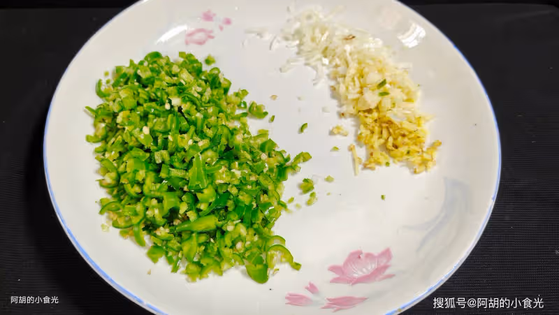 腐竹和它絕配，吃一口18種胺基酸！咕嘟咕嘟燜一鍋，一口鮮脆一口嫩、香味撩人
