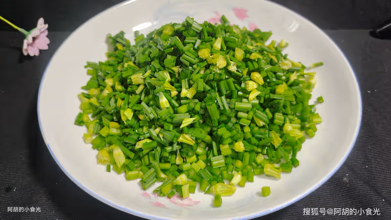 伏天包餃子,這餡可勁吃!竟還是「八月第一鮮」,咬一口新鮮、滋味十足