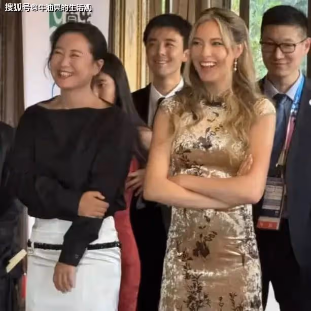 賈玲和谷愛凌同框,賈玲身材反彈衝上熱搜,花200萬減肥引熱議