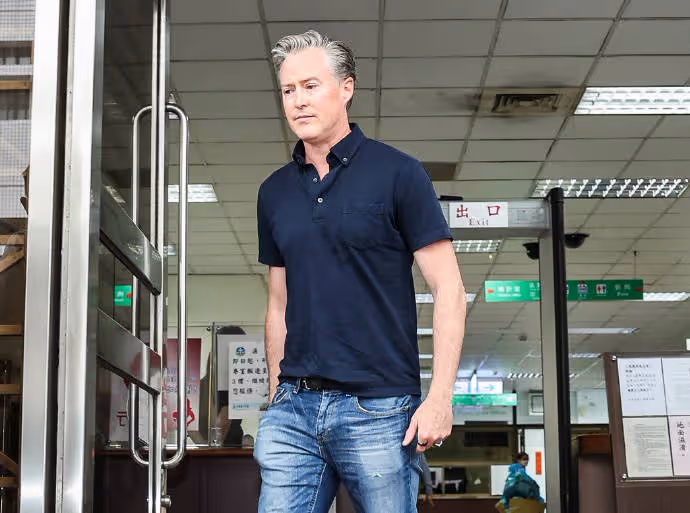 夏克立婚內騷擾保姆風波:真相撲朔迷離,網友直呼「貴圈真亂」