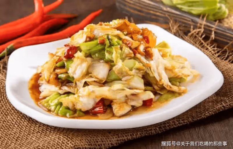 包菜怎麼炒更好吃?掌握好3個竅門,包菜出鍋爽脆入味,營養解饞