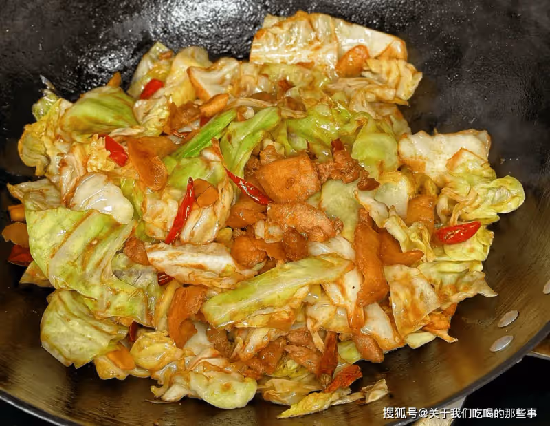 包菜怎麼炒更好吃?掌握好3個竅門,包菜出鍋爽脆入味,營養解饞