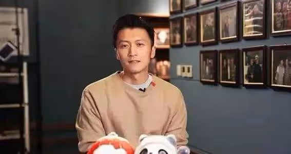 張柏芝訪談被問:會不會參加謝霆鋒的婚禮?張柏芝表情瞬間凝固