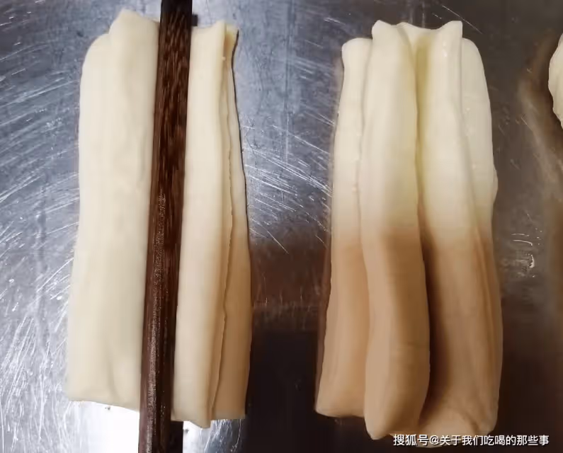 油條怎麼做才能蓬鬆酥脆,涼了不硬?告訴你做法竅門和詳細配方