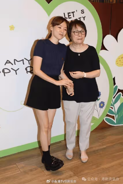 監製王心慰榮休宴星光熠熠好有面!效力TVB35年依依不捨