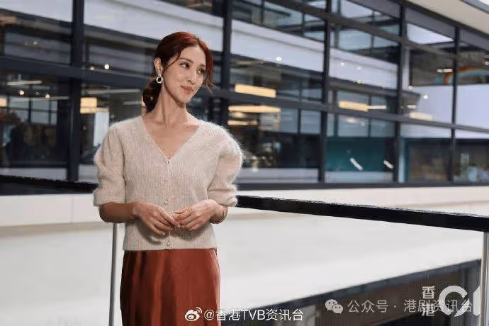 TVB最美港姐自認走慈母路線！揭老公鄭嘉穎教仔方式