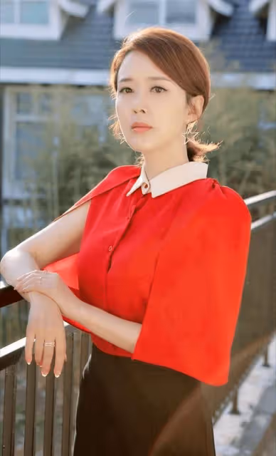 「最美嫦娥」不是白叫的!顏丹晨,真乃人間大蜜桃啊