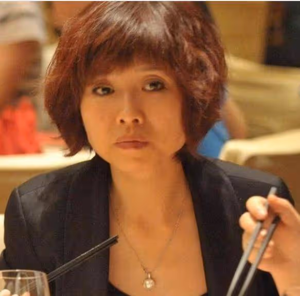 低調25年,刀郎隱藏多年的二婚妻子,竟是我們熟悉的她!