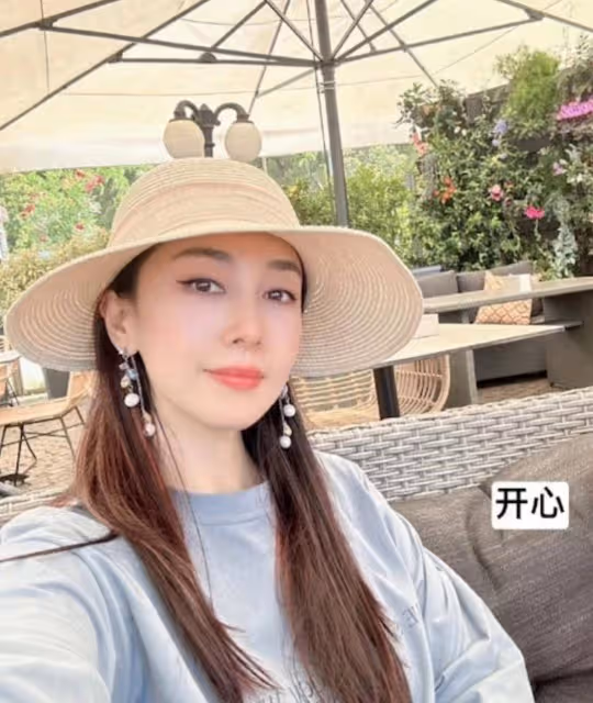 與老公放閃!賈曉晨一家四口游歐洲,曾多次公開吐槽對方兼想離婚