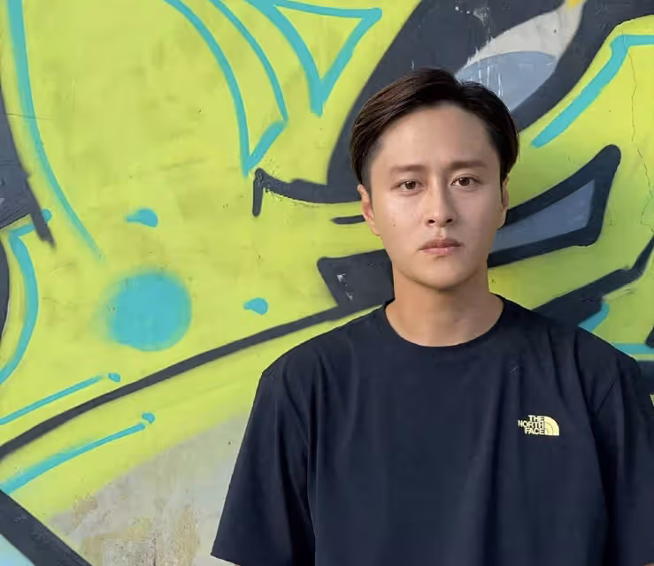 又走一個!TVB男星謝東閔突然宣布離巢,原諒女友出軌人夫