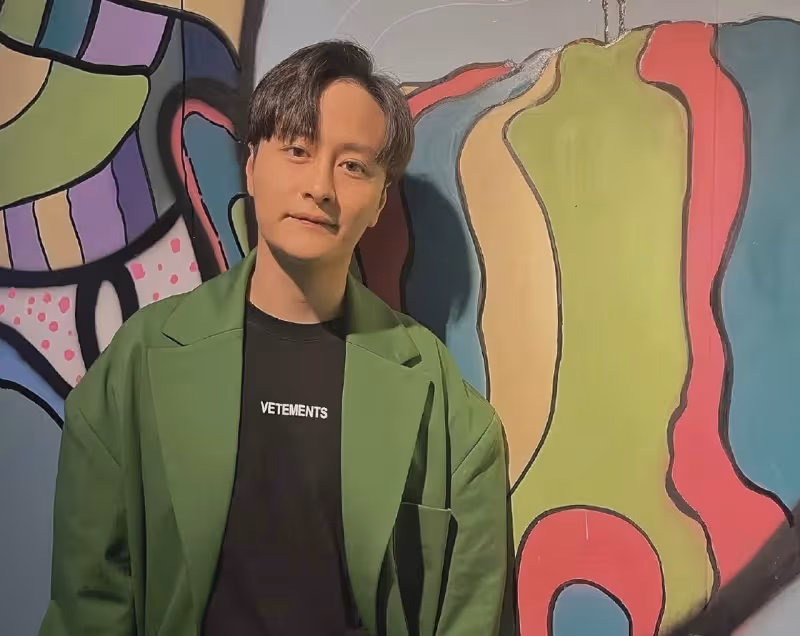 又走一個!TVB男星謝東閔突然宣布離巢,原諒女友出軌人夫