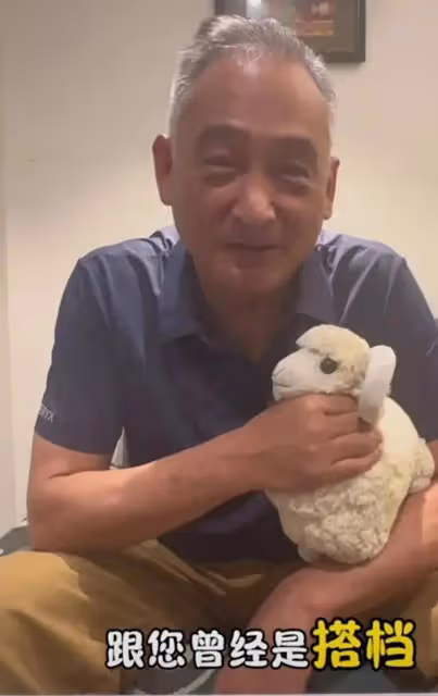 謝雷公開喊話楊議，要求他向侯耀華道歉，不然要聊到一地雞毛！