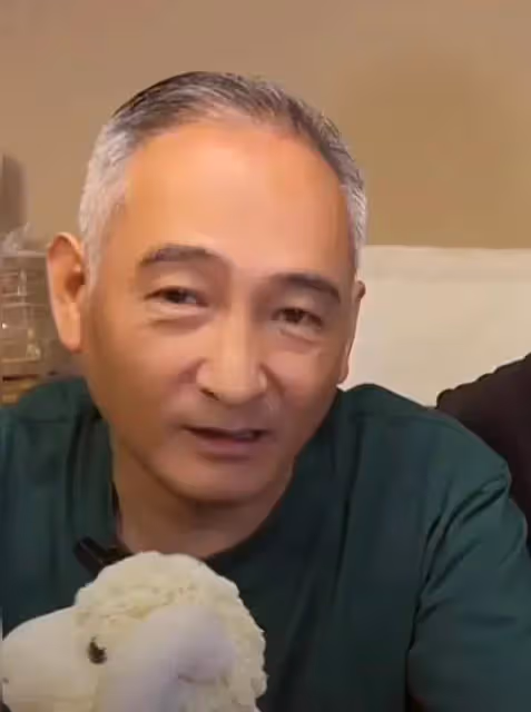 還得聊!相聲名家侯耀華徒弟謝雷直播首秀關閉打賞,自證師門傳承