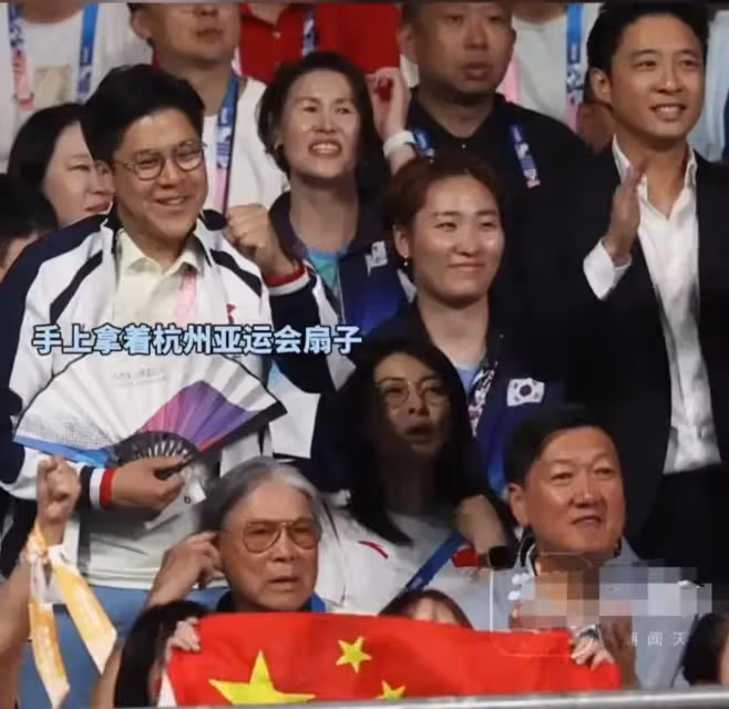 霍啟山巴黎看比賽不忘工作,拜訪國際足聯,和相關領導熱情交流
