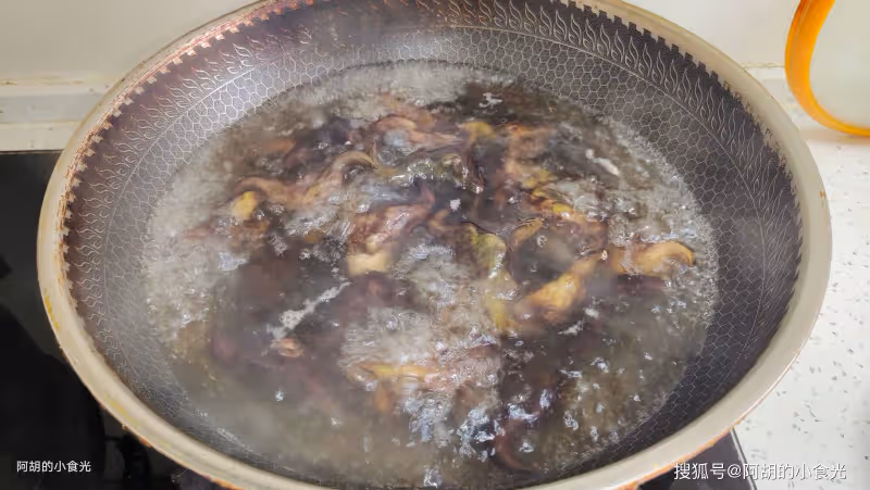8月不吃這菜實在虧,都等一年了!一煮一拌鮮脆上桌,清爽好滋味、滿口新鮮
