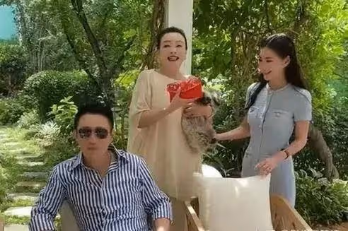 賈靜雯力挺大S慘遭群嘲!馬筱梅柔中帶剛,被調侃為現代版甄嬛