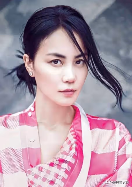 天后王菲離婚兩次,不敢再婚,最放心不下的是57歲依舊單身的親哥