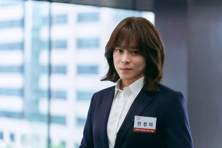 曹政奭《變身機長》甩油7kg扮女裝　美到自我陶醉歌后妻也稱讚