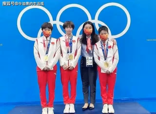 郭晶晶認全紅嬋為乾女兒?霍啟剛痛失本名,格局大的女人有多爽