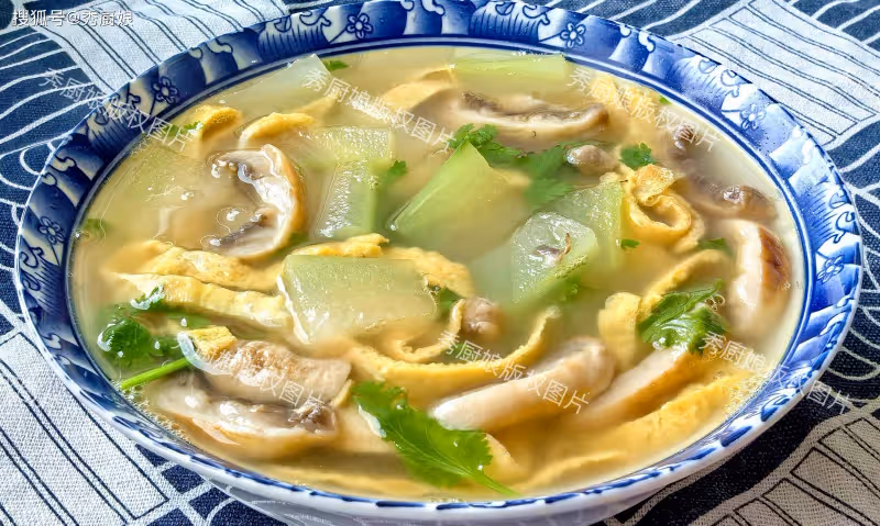 「中伏吃瓜，不把藥抓」，三伏天寧可少吃大魚大肉，也要多吃4瓜