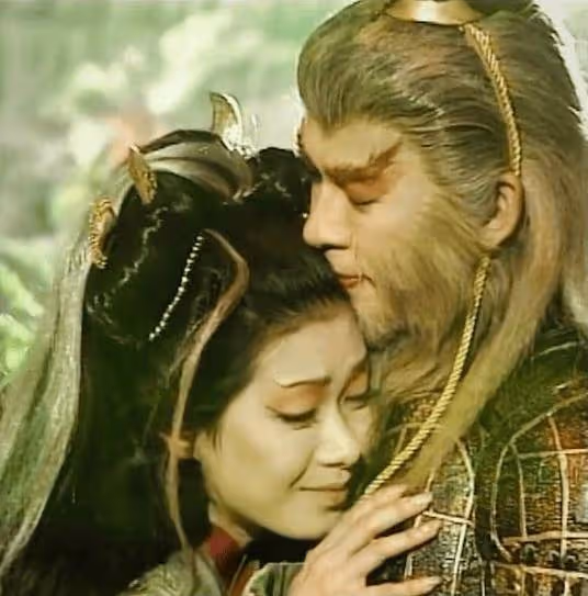 至今單身!前TVB性感女星跟《西遊記2》男星同框!再續未了緣!