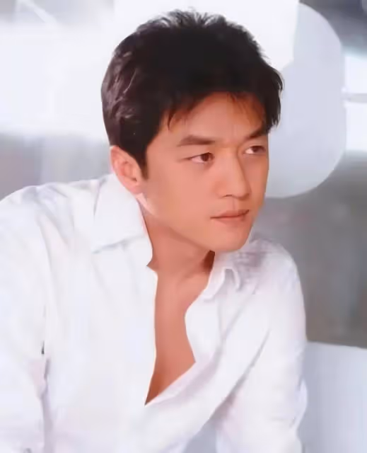 「軟飯男」李亞鵬:拋棄周迅,迷倒王菲,屢次創業,最後一無所有