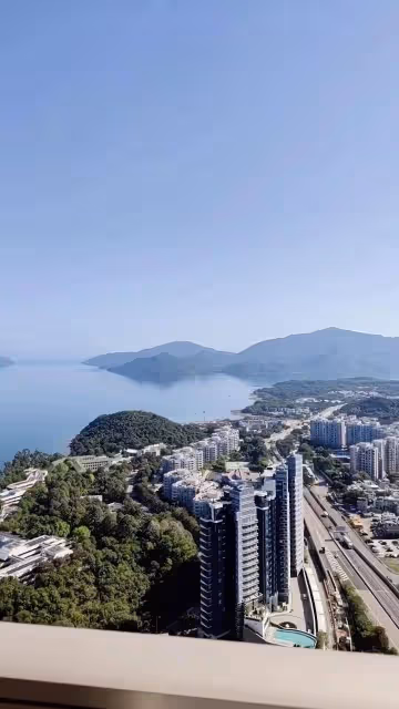 TVB知名配角梁競徽搬新居！千萬豪宅擁無敵海景，上月大馬開餐廳