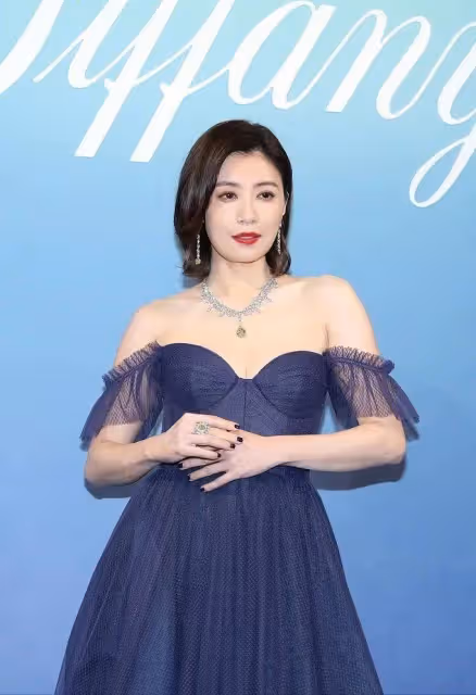 因果!48歲大S:為什麼你能和前夫和解?49歲賈靜雯:因為我過得比他好!