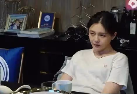 大S戲精附體,網傳大S要帶孩子自殺?!