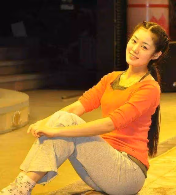 她是趙本山「最美女徒弟」,最後嫁給了入獄14年的前夫
