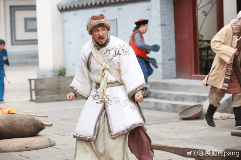 TVB視帝陳展鵬有意開巡迴演唱會!美國登台人氣高,劇接劇不停