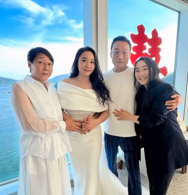 恭喜!知名港星梁家輝大女兒曬照宣布懷孕,上圍變豐滿臨盆在即