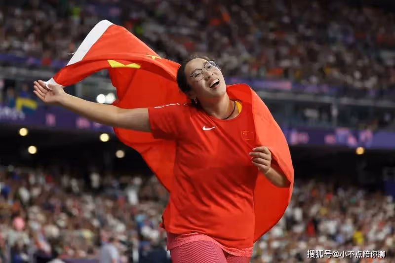 女子鐵餅馮彬67米51摘銀 美國選手成功衛冕