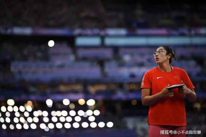 女子鐵餅馮彬67米51摘銀 美國選手成功衛冕