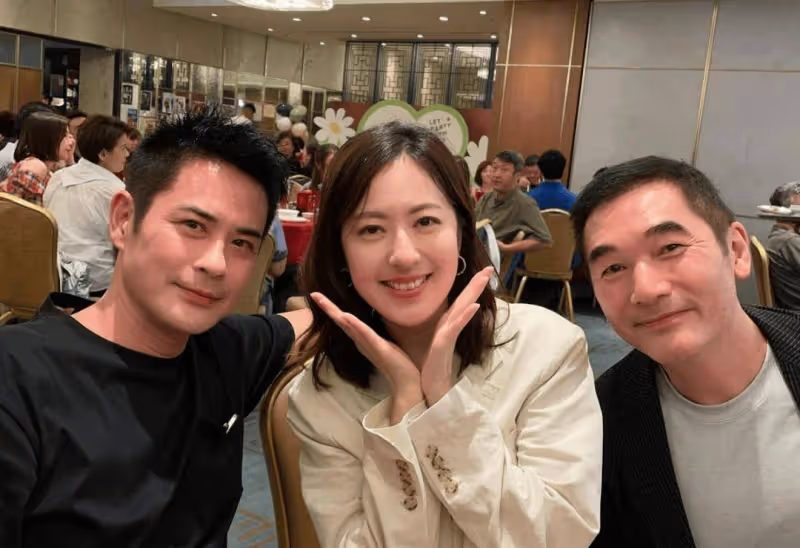 頻傳不和!前TVB花旦與視帝同場零交流?急曬頭貼頭合照闢謠:聊了一晚