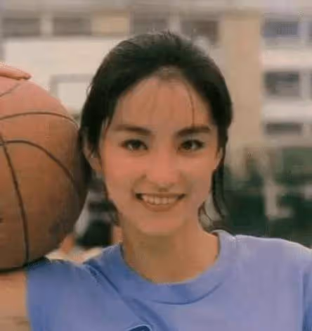 娛樂圈那些「從不脫腋毛」的絕世美女,活成了多少男人的夢想