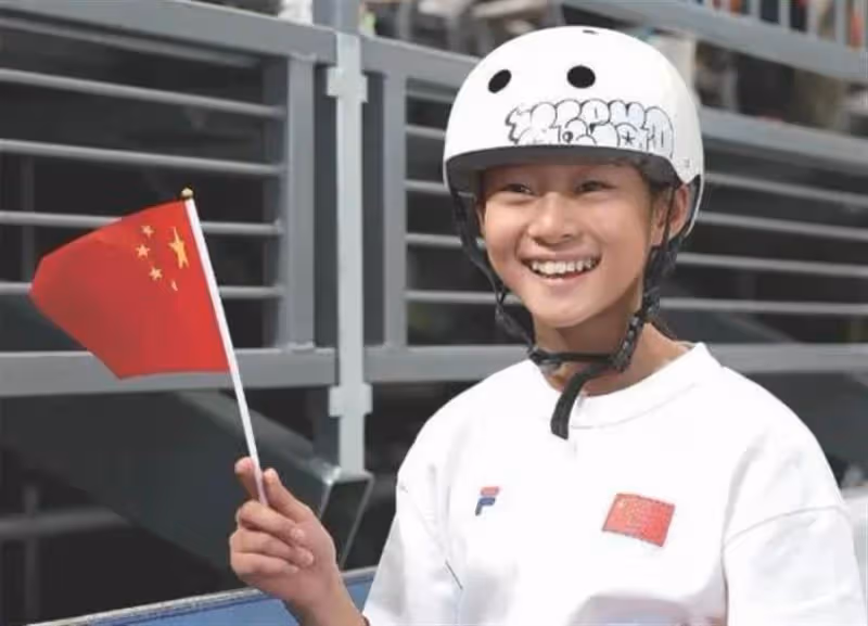 11歲滑板女孩鄭好好無緣晉級，教練：摔倒後笑著站起，順利完賽很不錯