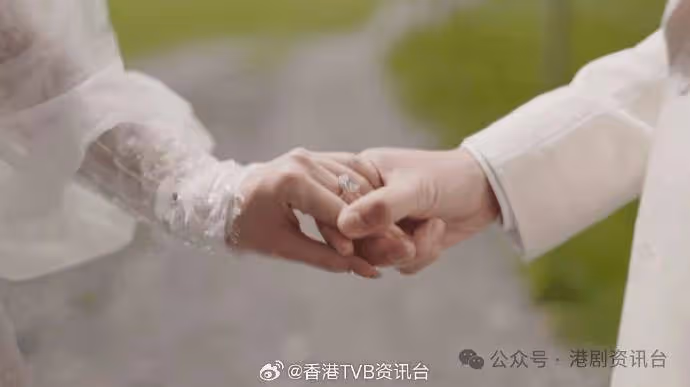 恭喜恭喜!落選港姐瑞士婚禮天公不造美
