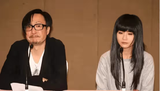 自曝患抑鬱症將赴美治療,香港知名男星提及與頂流前妻婚姻期間不開心