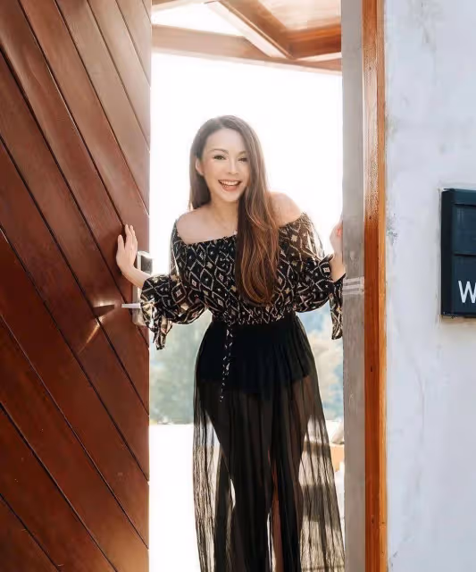 再出發!王灝兒分手後化身女強人狂吸金,曾陪富貴男友經歷破產