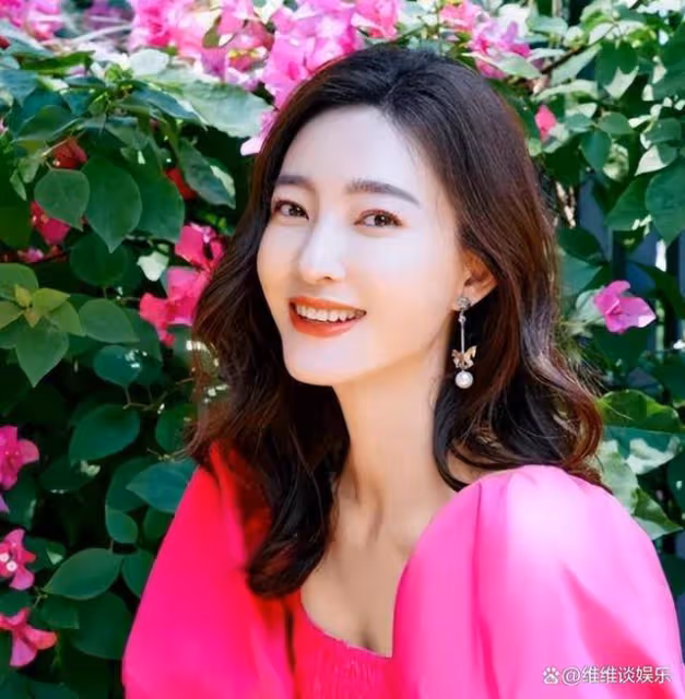 王麗坤與他同居8年,把最好的青春都給了他,他卻轉身與別人結婚