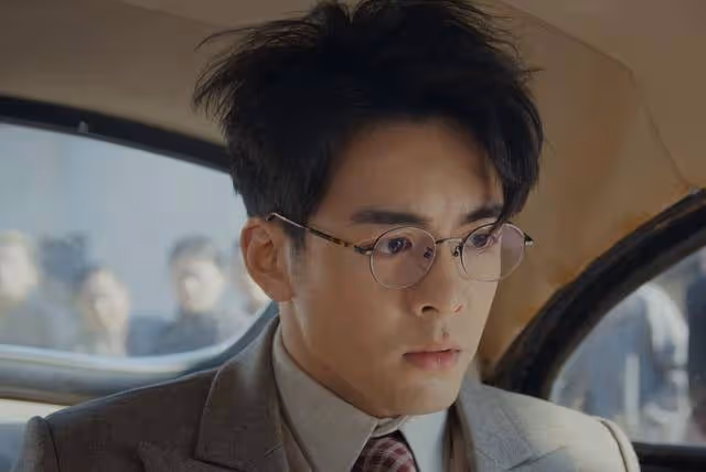 《孤舟》首播4集，暴露2個內奸，張頌文又拿到王炸劇了