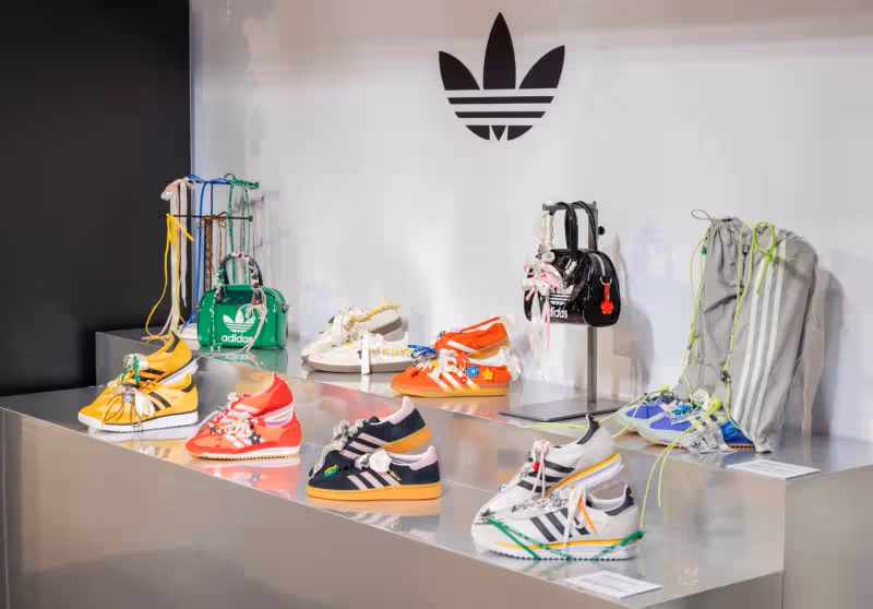 林柏宏的鞋上有「打板」　與郭雪芙用adidas Originals秀時尚品味