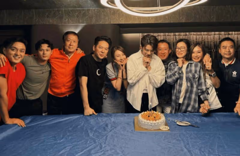 TVB上位男星人氣旺!生日會佘詩曼驚喜現身!鍾嘉欣錄音送祝福