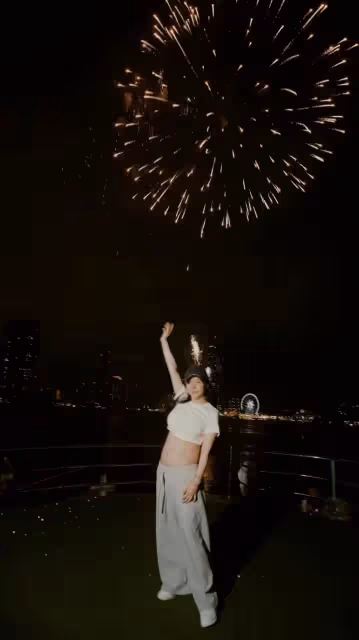生日曬孕肚!何猷君富貴舊愛曝再懷孕,兩度婚姻失敗寶寶生父成謎