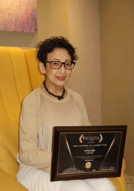 知名港星馮素波慶80歲大壽！曾與多位視帝演母子，自曝將開演唱會