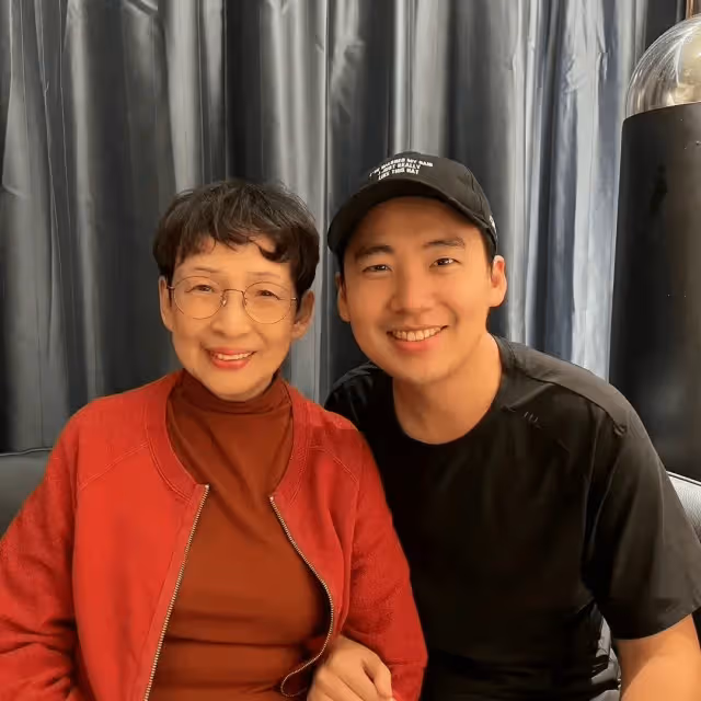 知名港星馮素波慶80歲大壽！曾與多位視帝演母子，自曝將開演唱會