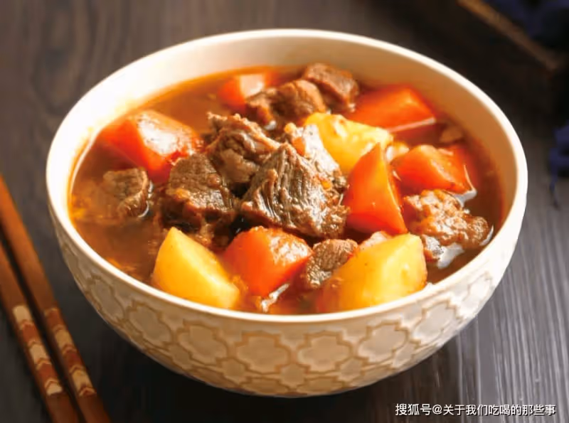 燉牛肉時,怎麼燉才可以鮮嫩不硬?掌握5個技巧,肉嫩味鮮還不腥