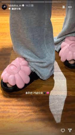 BLACKPINK歡慶8周年合體了! 4女神切蛋糕許願:愛你們