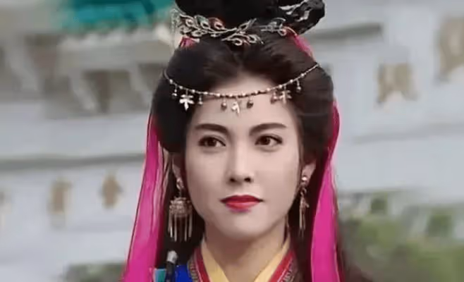 她拒絕靠身體上位,卻被兩個渣男耽誤11年,遠嫁富豪生三胎,得償所願